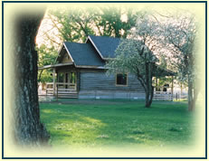 Original Homestead Cabin with Guest Accomdations